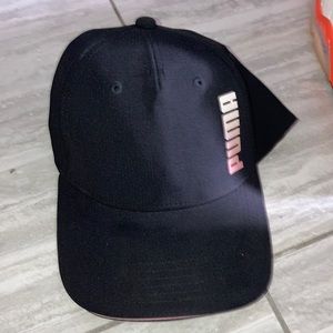 New puma hat never worn